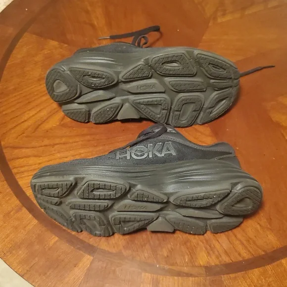 Hoka Bondi 8 Women's Black Running Shoes - Picture 4 of 4